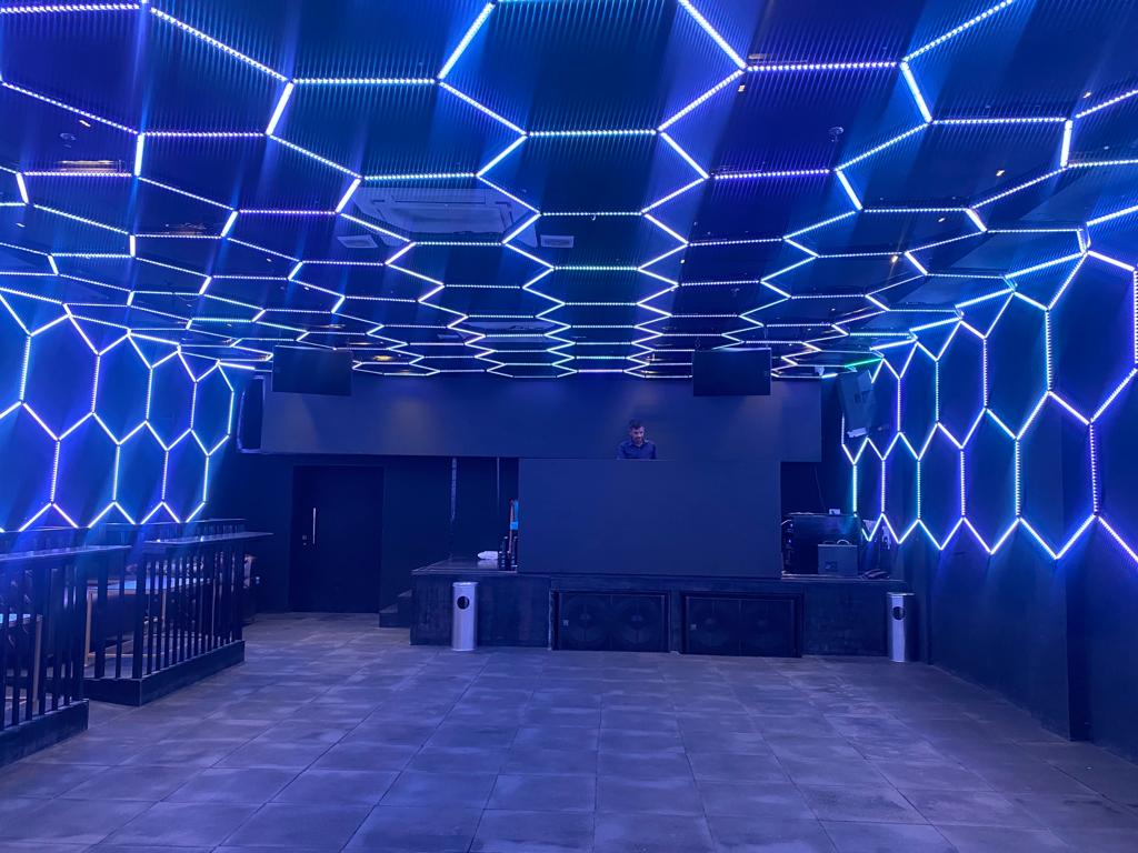 Auxible India integrate Audio visual system at BB Club udaipur