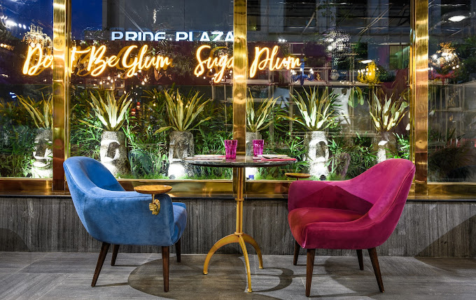 Auxible India integrate Audio visual system at Plum the bent chair